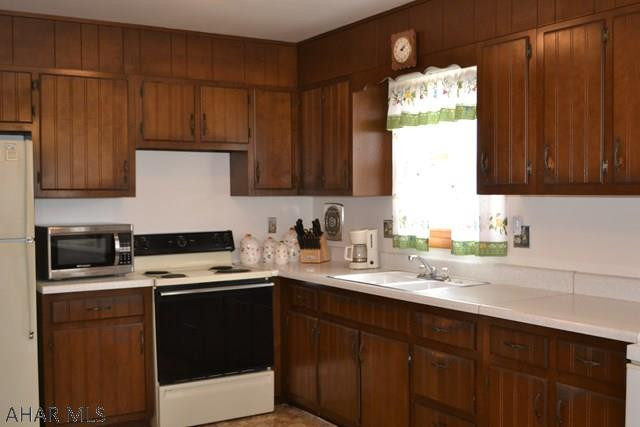 Foot of Ten - Residential