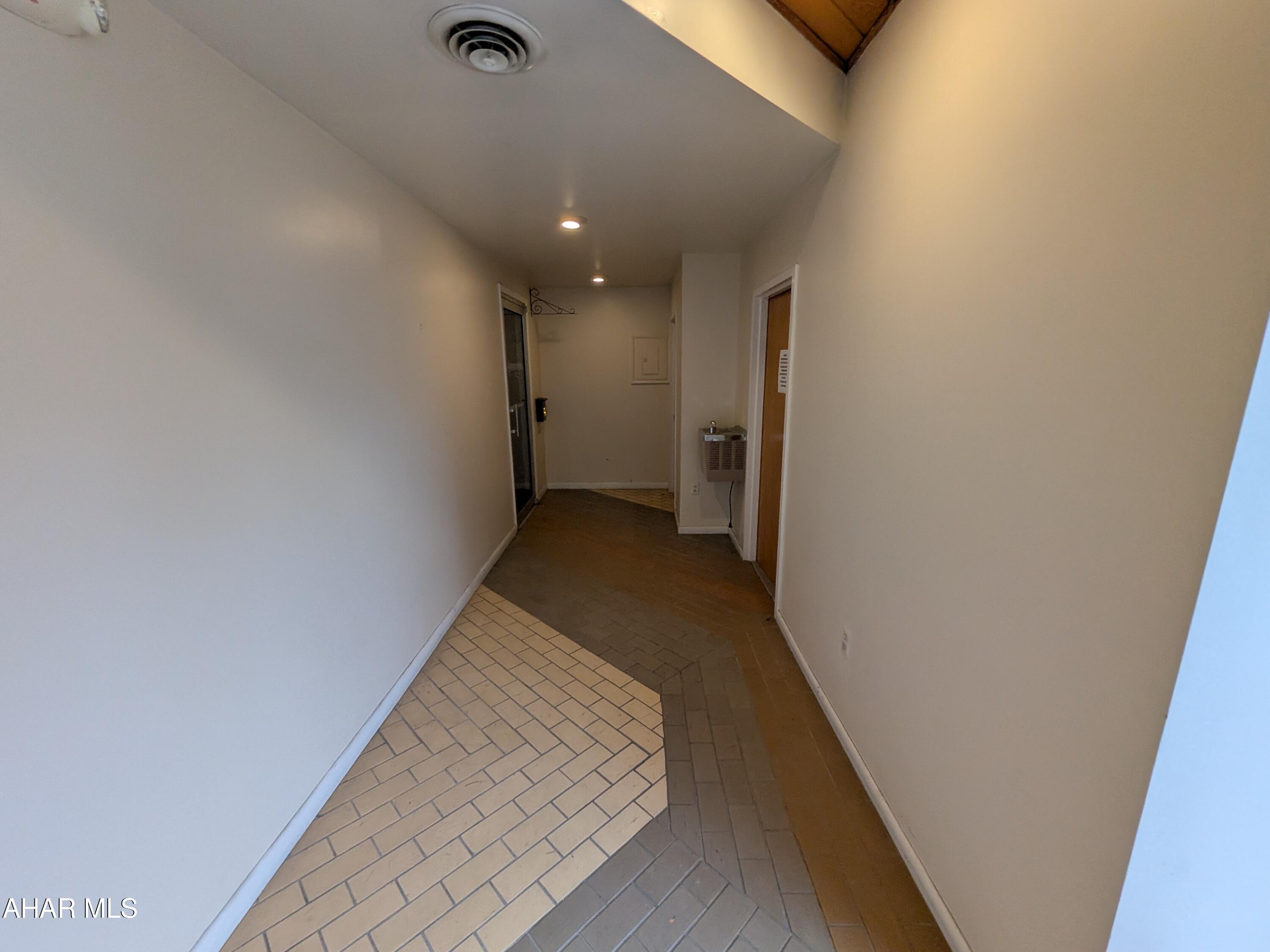 Llyswen - Commercial Sale