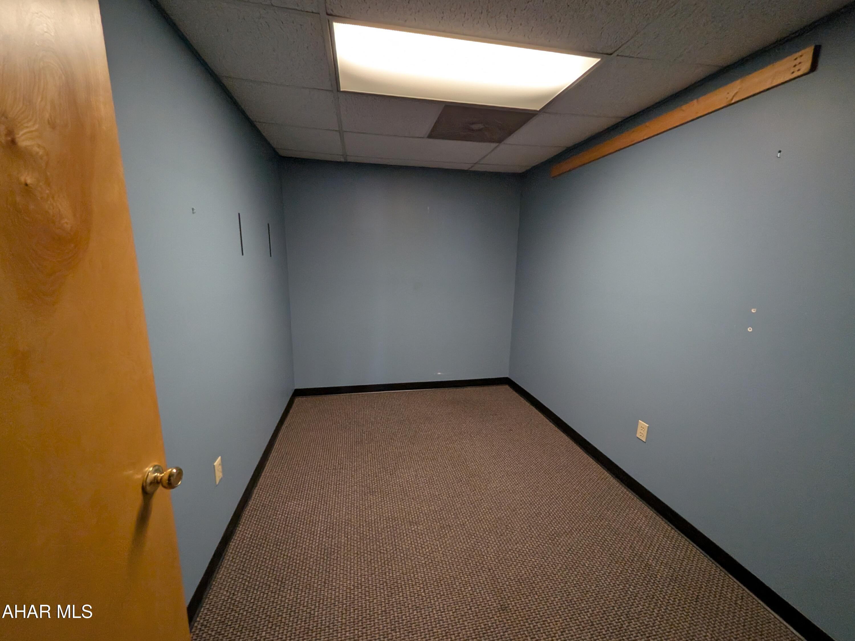 Llyswen - Commercial Sale