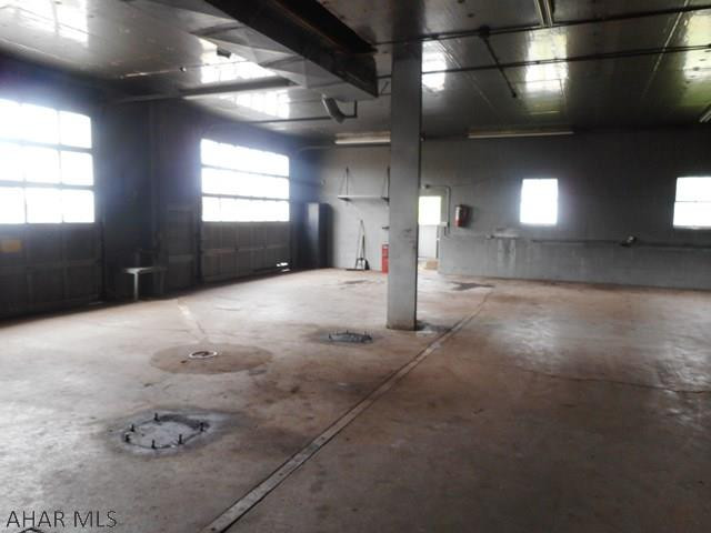 Unknown - Commercial Sale