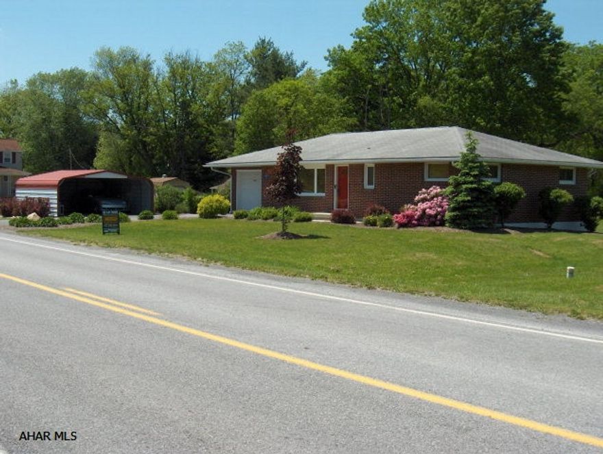 Kitchen - 12/2012 - Brand new granite countertop w/ ceramic tile backsplash, brand new wall oven; custom oak kitchen cabinets - 3/4 of cabinets needing refinishing were just refinished in 12/2012 as well; att. 1-car garage & det.2-car carport w/paved drive; and, dry basement. Nice flat yard - professionally landscaped.  Basement toilet & sink fixtures.  Many updates! Flood elevation cert. available upon request.  IMMACULATE HOME - READY TO MOVE INTO!