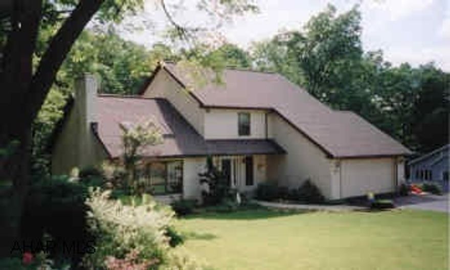 ALSO TAX MAP# 8-3I 1-33, 2 FULL BATHS, 2 HALF BATHS, NEW KITCHEN, NEW FURNACE, NEW CARPET, 2 LARGE LOTS, GOLD FISH POND, SCREENED REAR DECK.