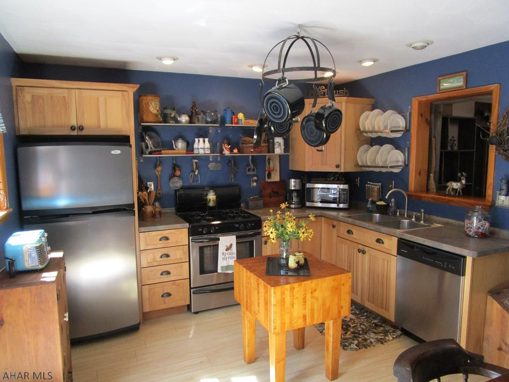 Glendale Yearound - Residential