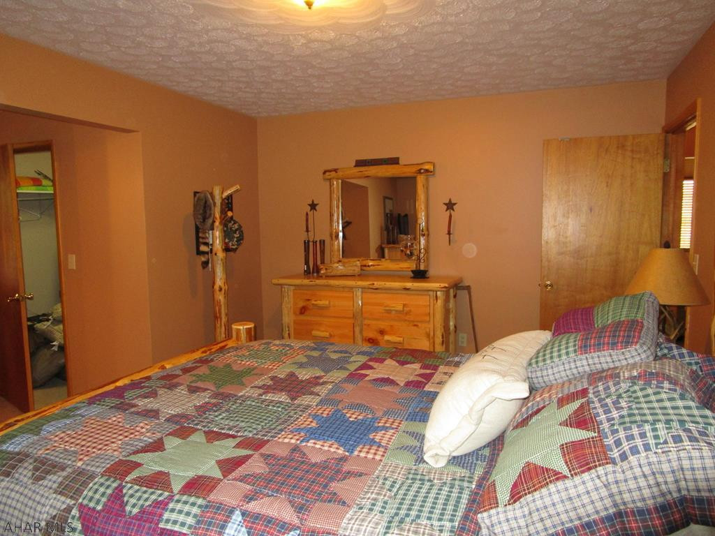 Glendale Yearound - Residential