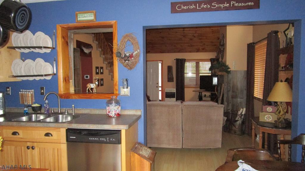 Glendale Yearound - Residential