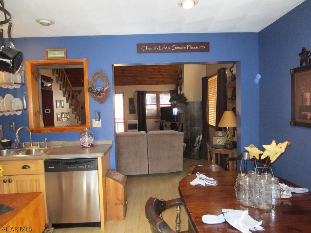 Glendale Yearound - Residential