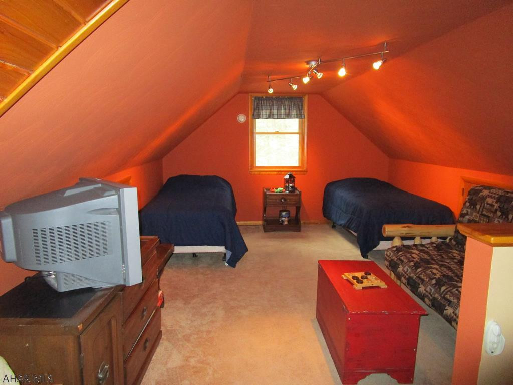 Glendale Yearound - Residential