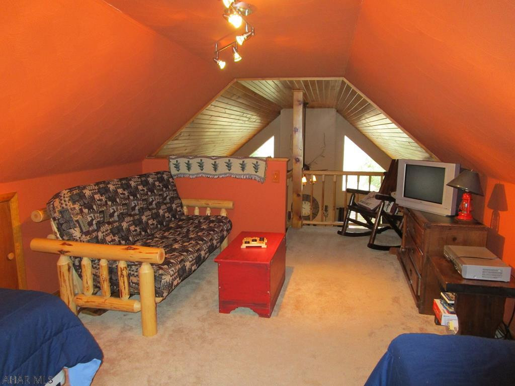 Glendale Yearound - Residential