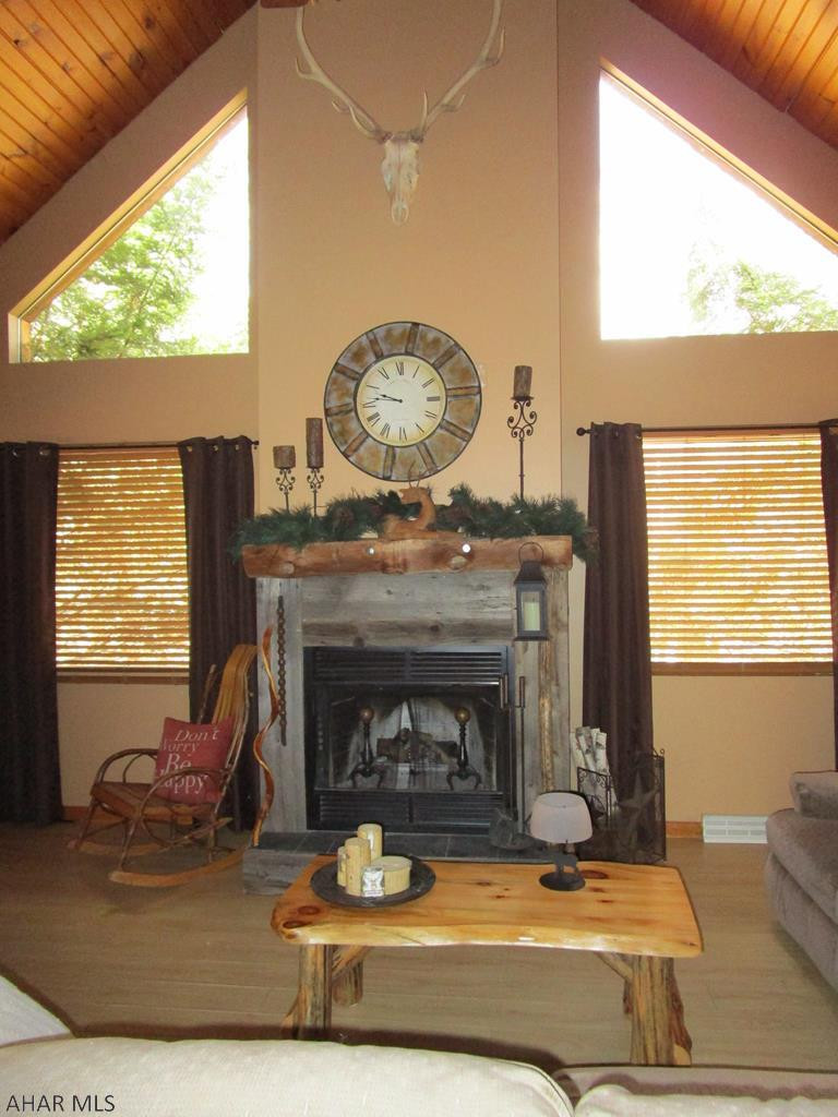 Glendale Yearound - Residential