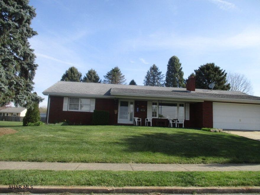 Beautiful well maintained brick ranch home.  Beautiful enclosed patio. Newer furnace, newer roof, thermo pane windows, very nice well maintained neighborhood.  Close to shopping.l