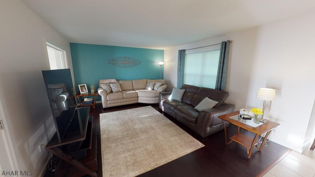 Rolling Hills - Residential