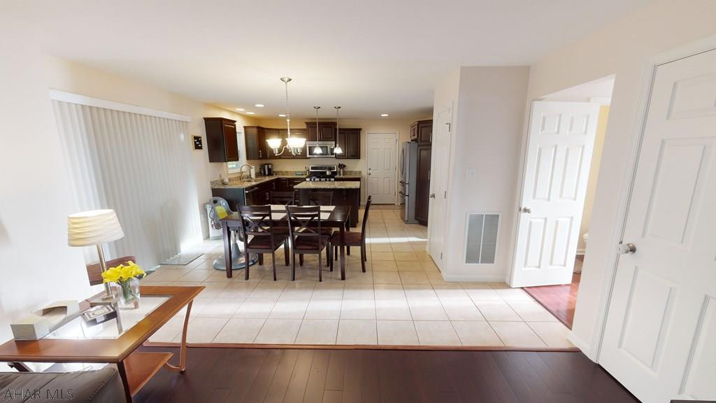 Rolling Hills - Residential