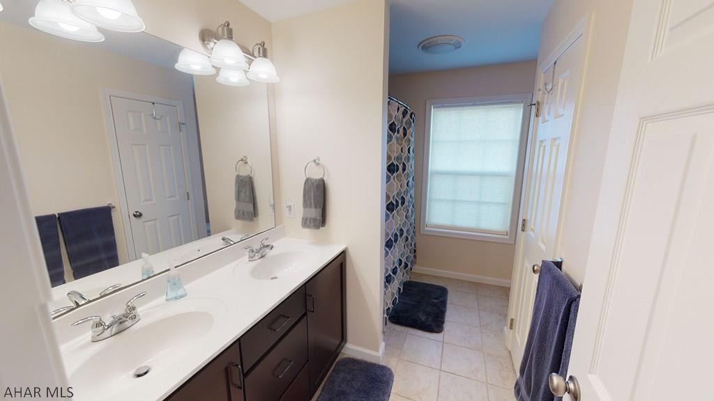 Rolling Hills - Residential