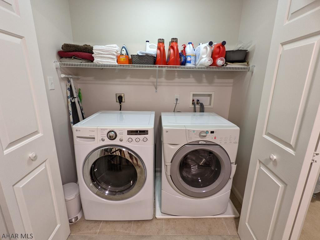 Rolling Hills - Residential