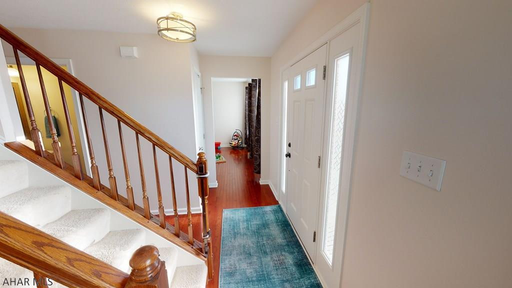 Rolling Hills - Residential