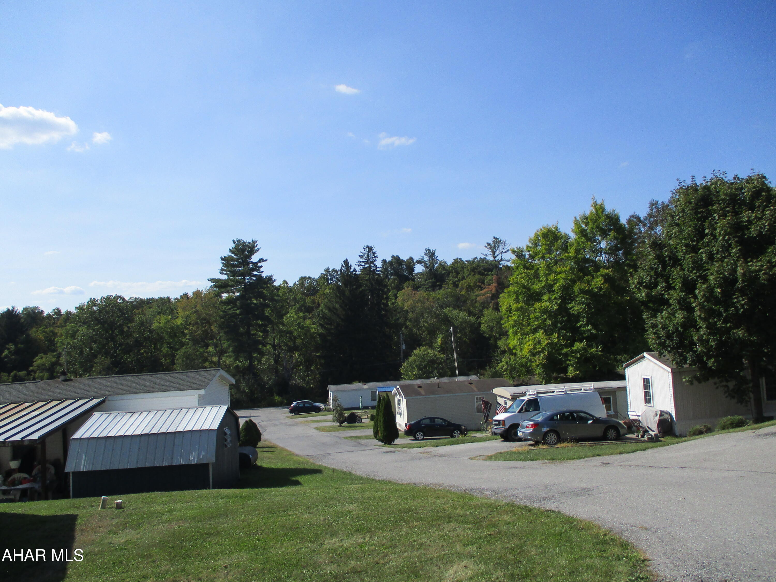 Pine Croft - Commercial Sale