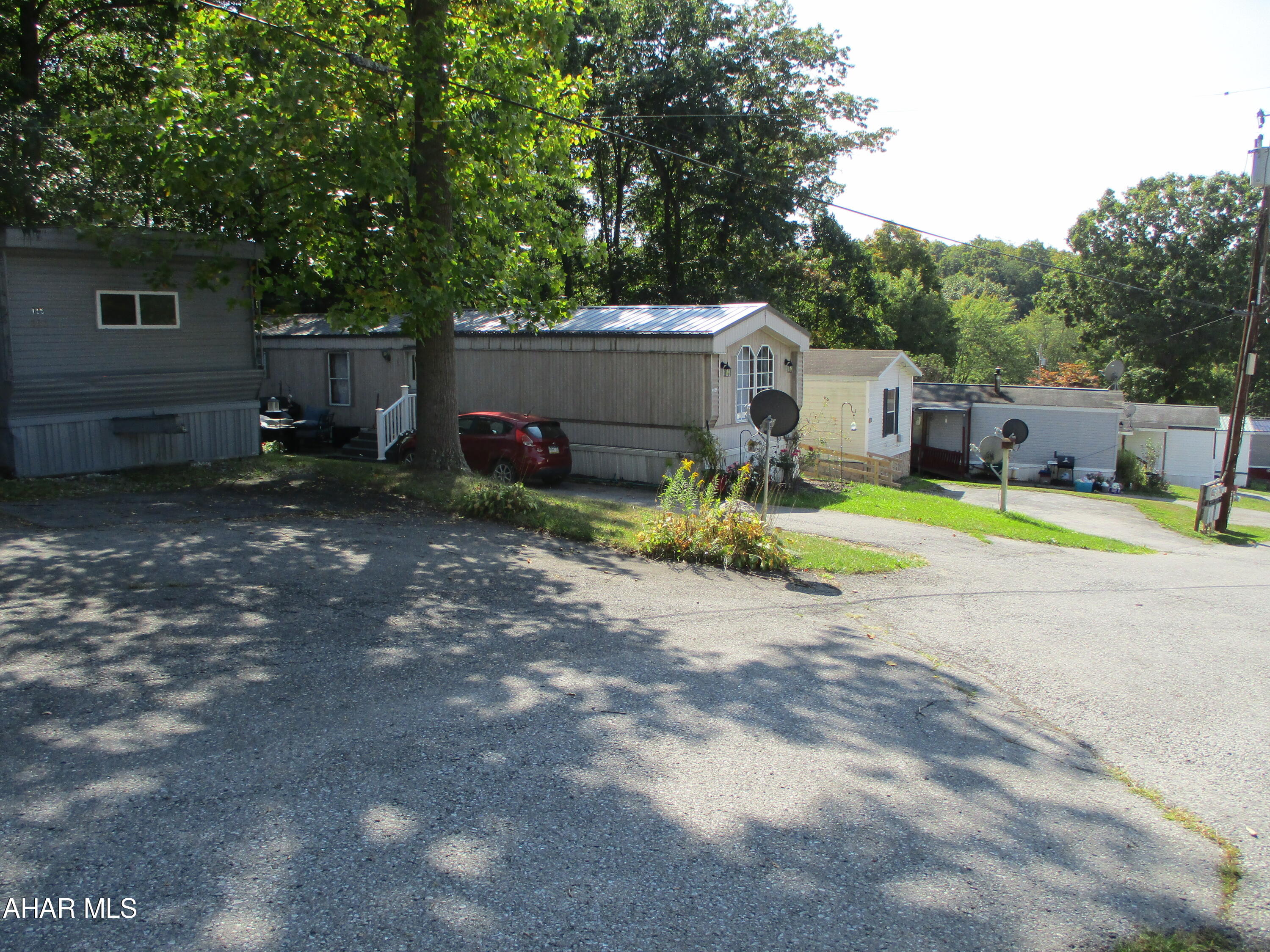 Pine Croft - Commercial Sale