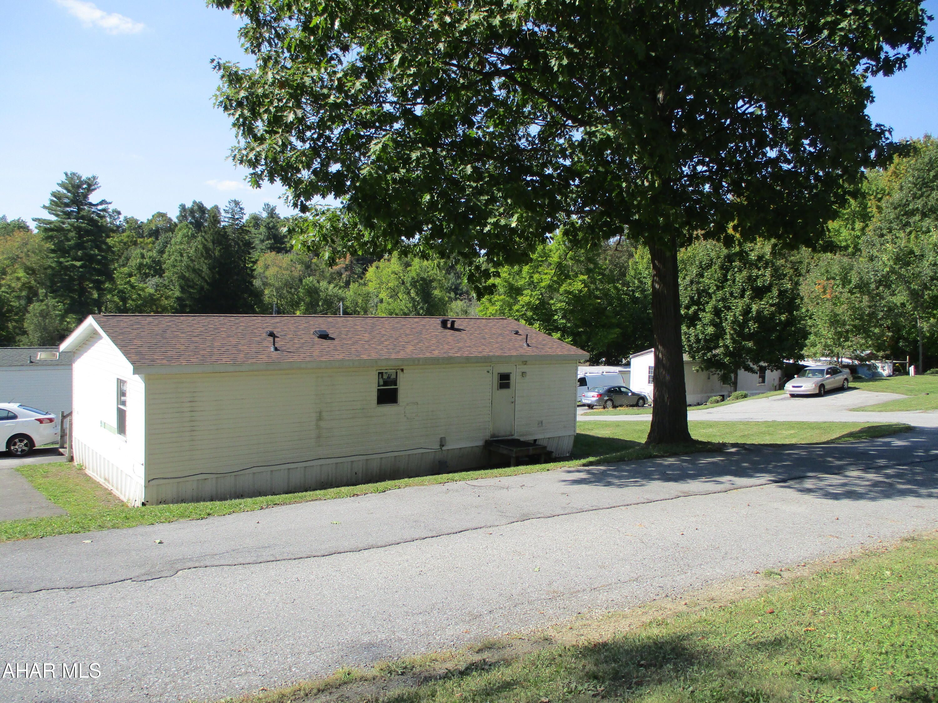 Pine Croft - Commercial Sale