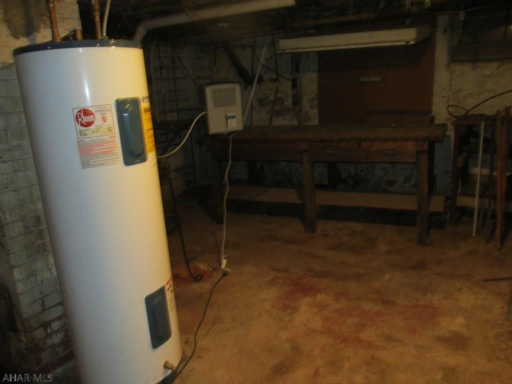 Homers Gap - Residential