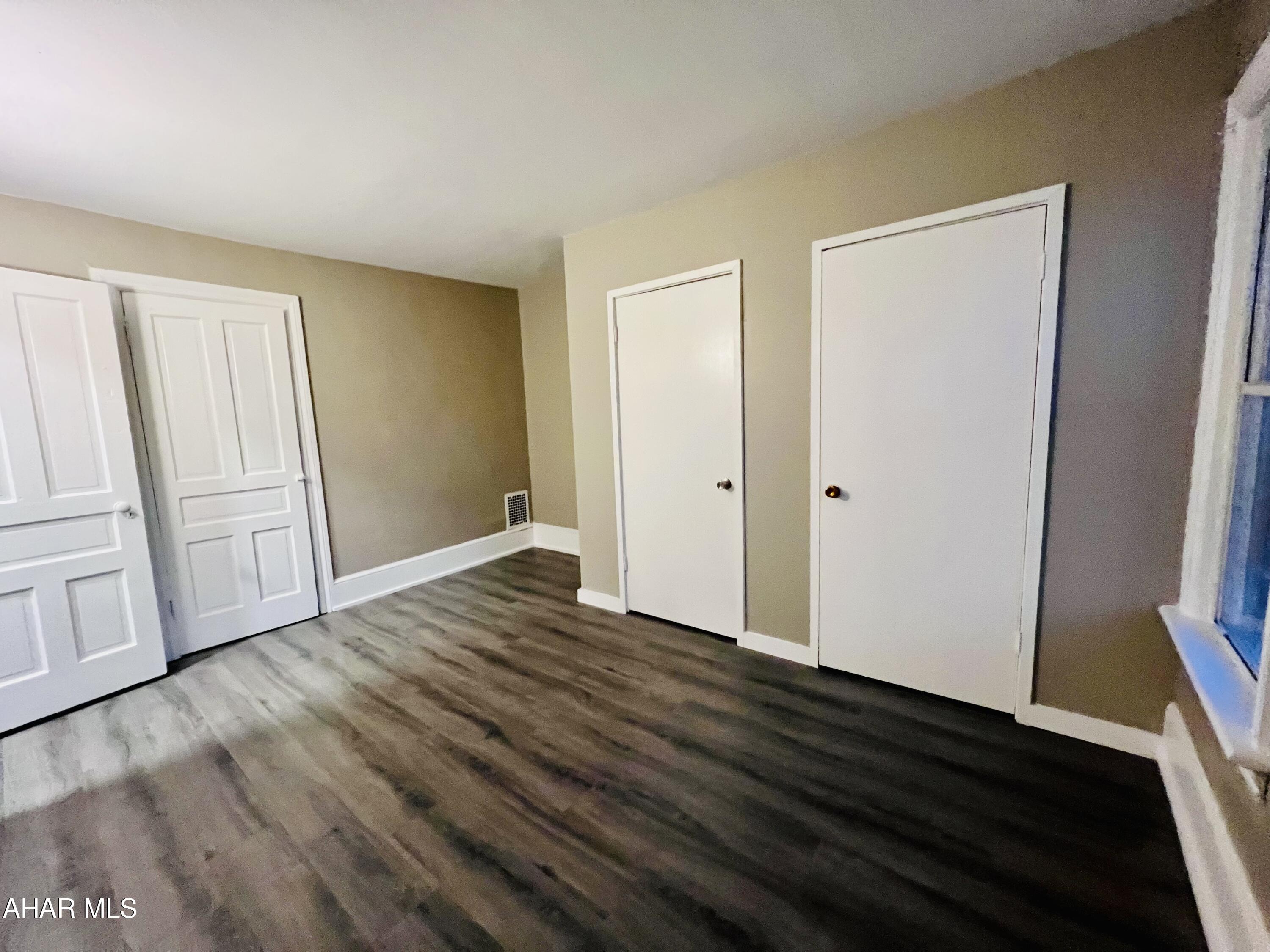 Juniata - Residential