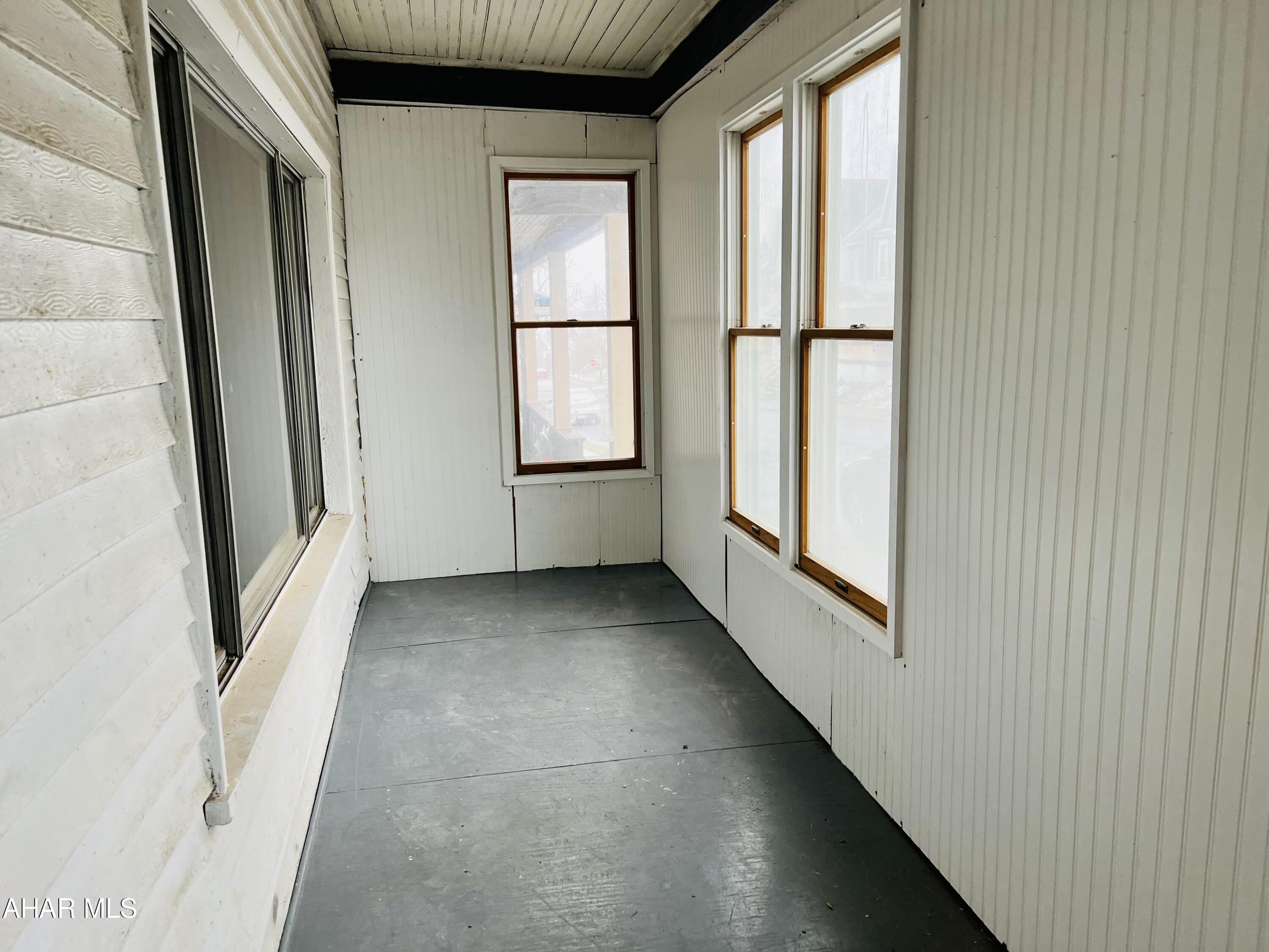 Juniata - Residential