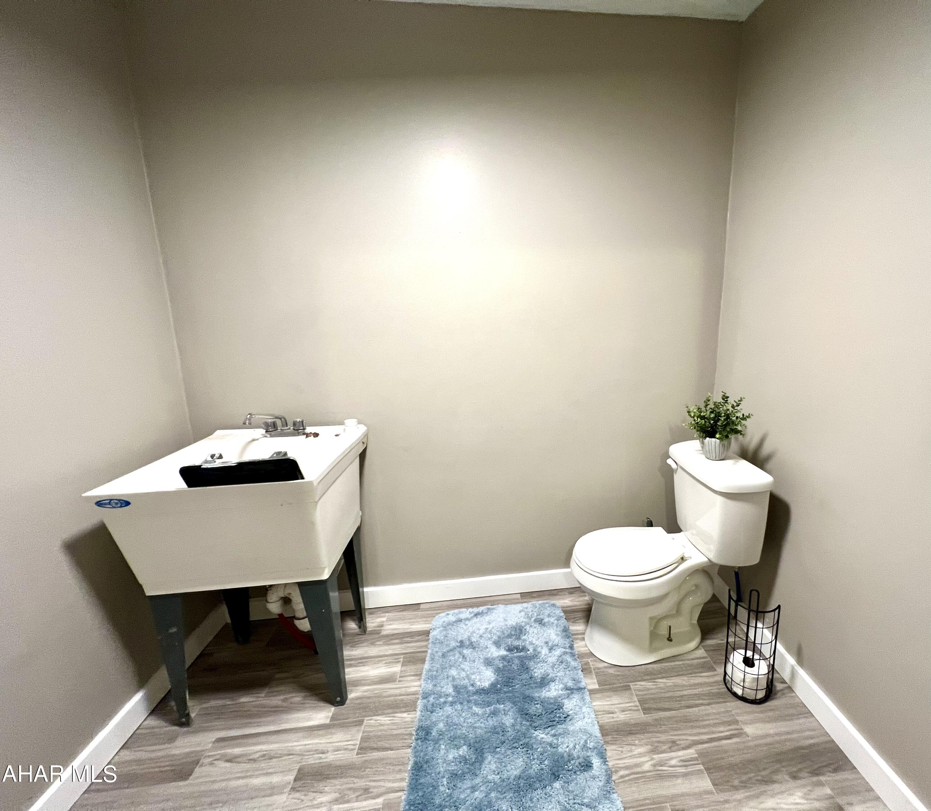 Juniata - Residential