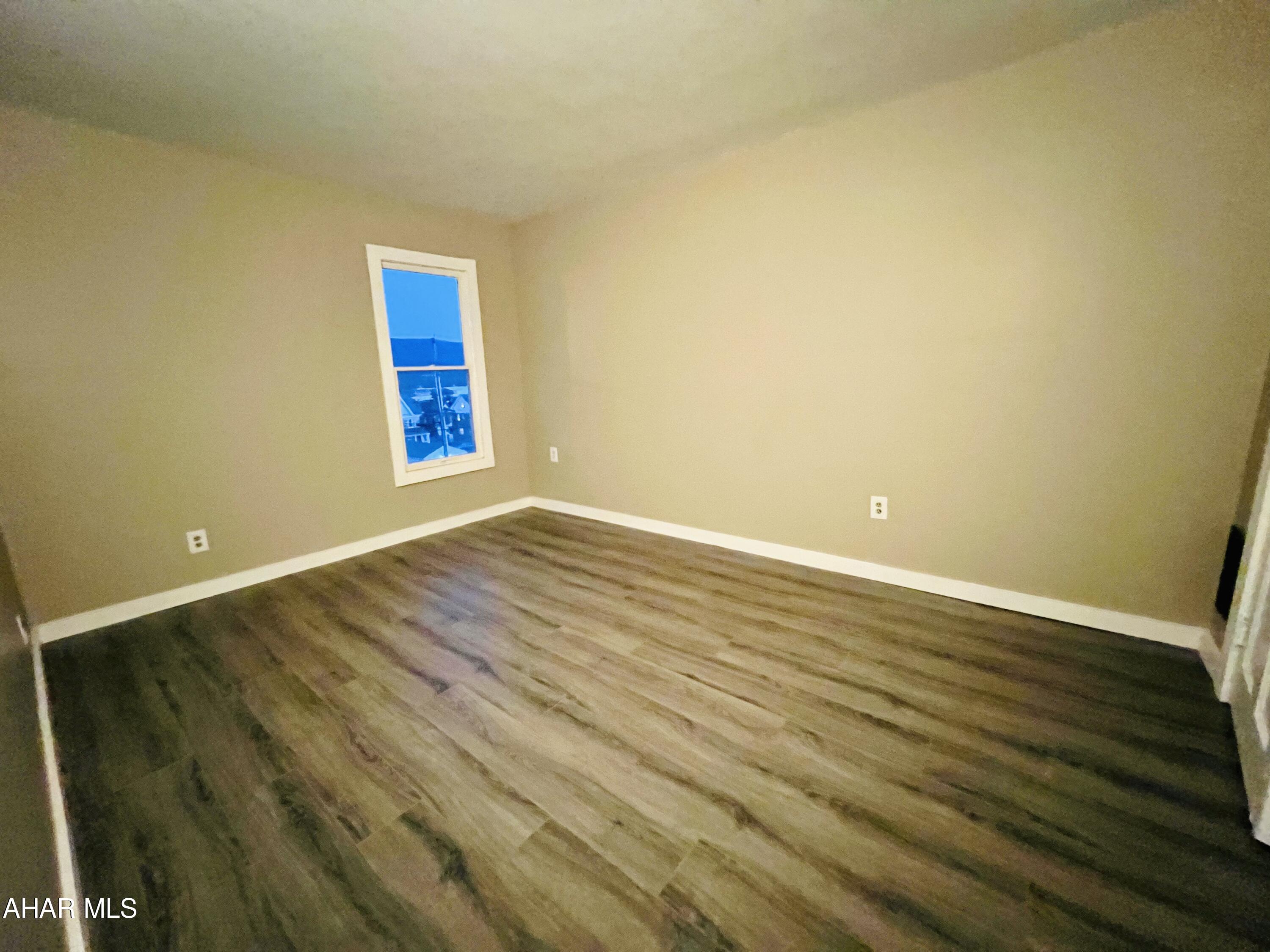 Juniata - Residential