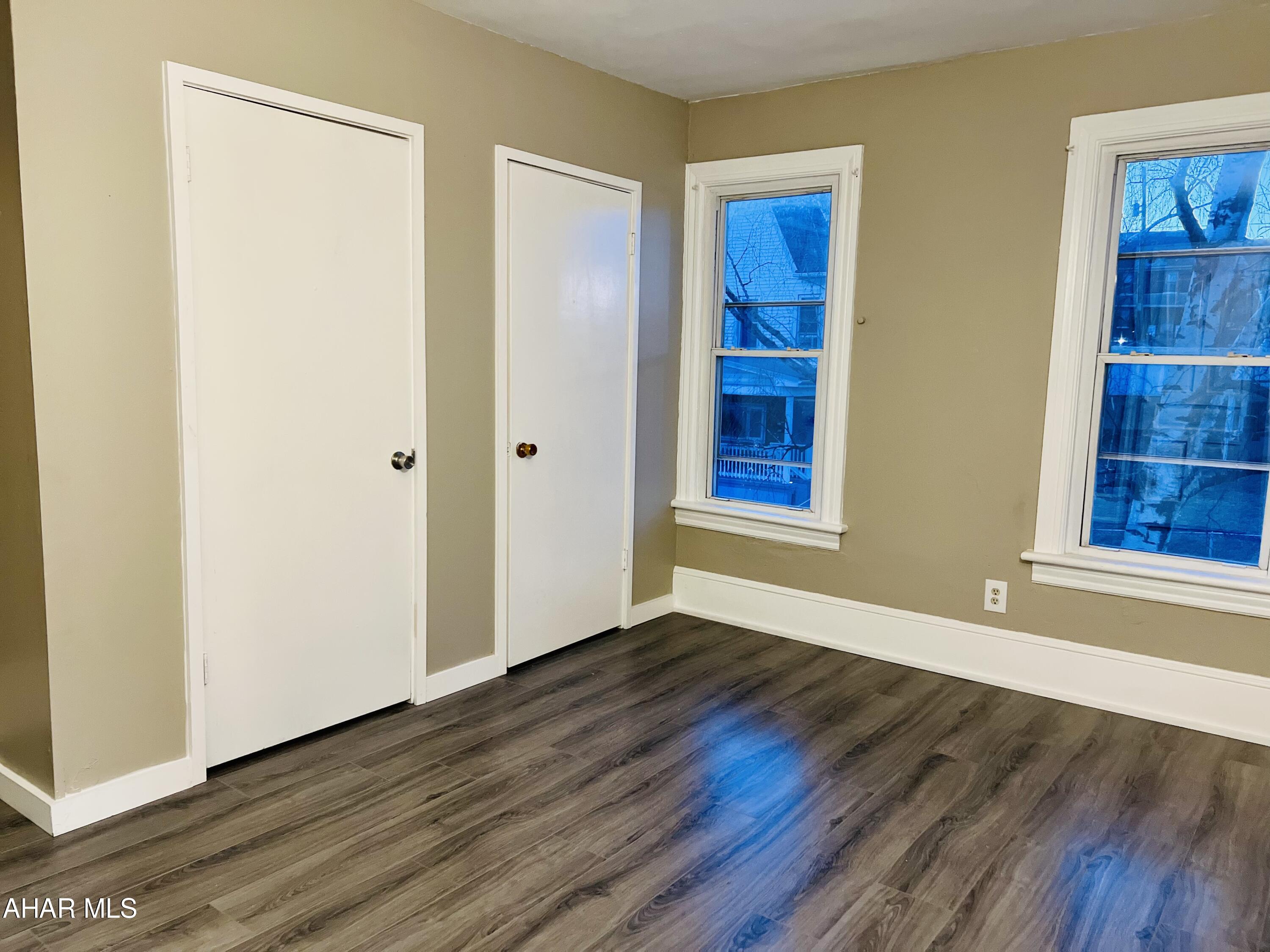 Juniata - Residential