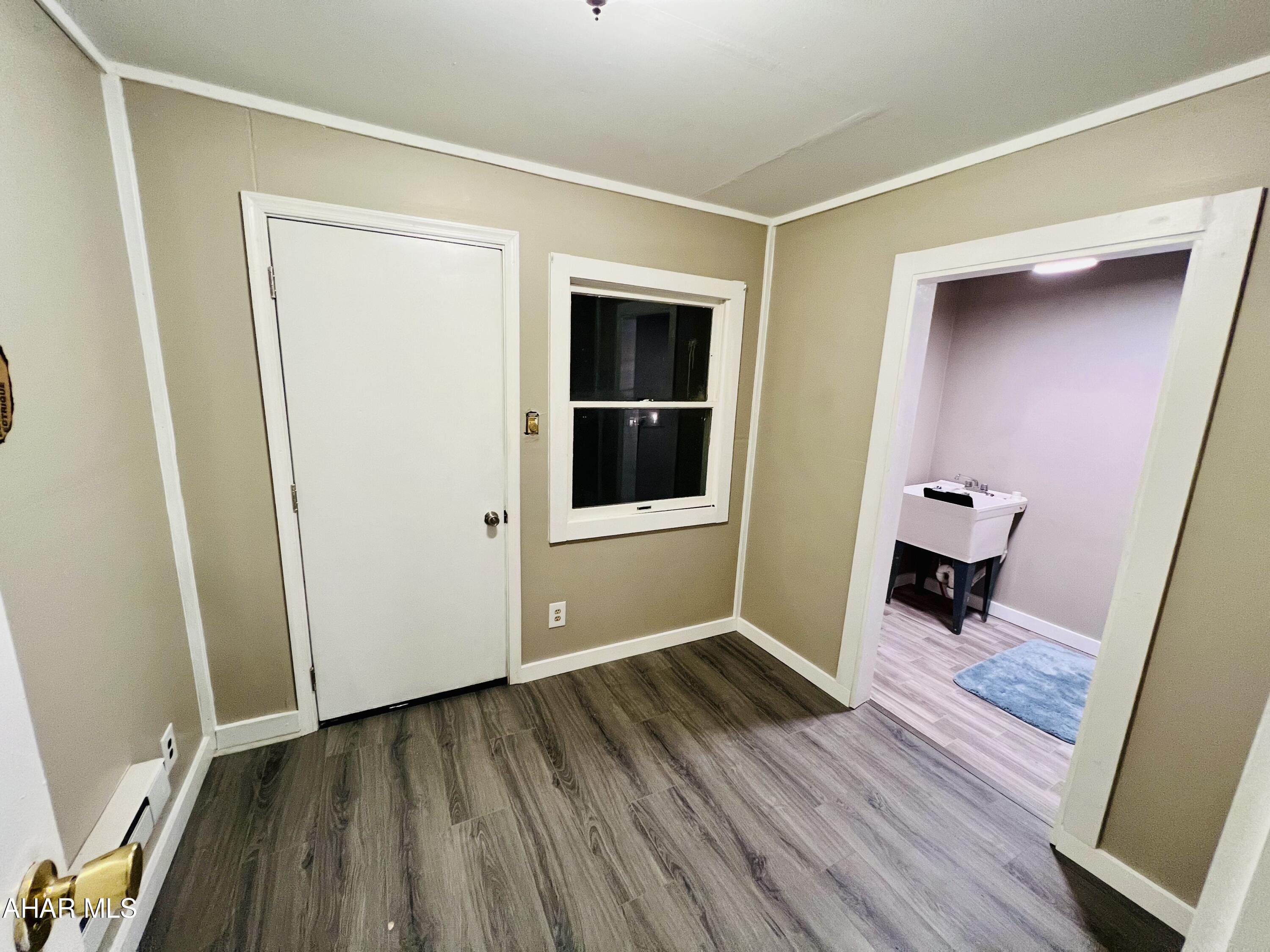 Juniata - Residential