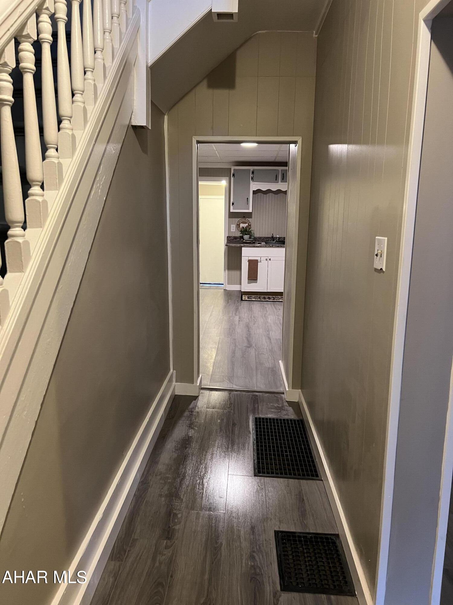 Juniata - Residential