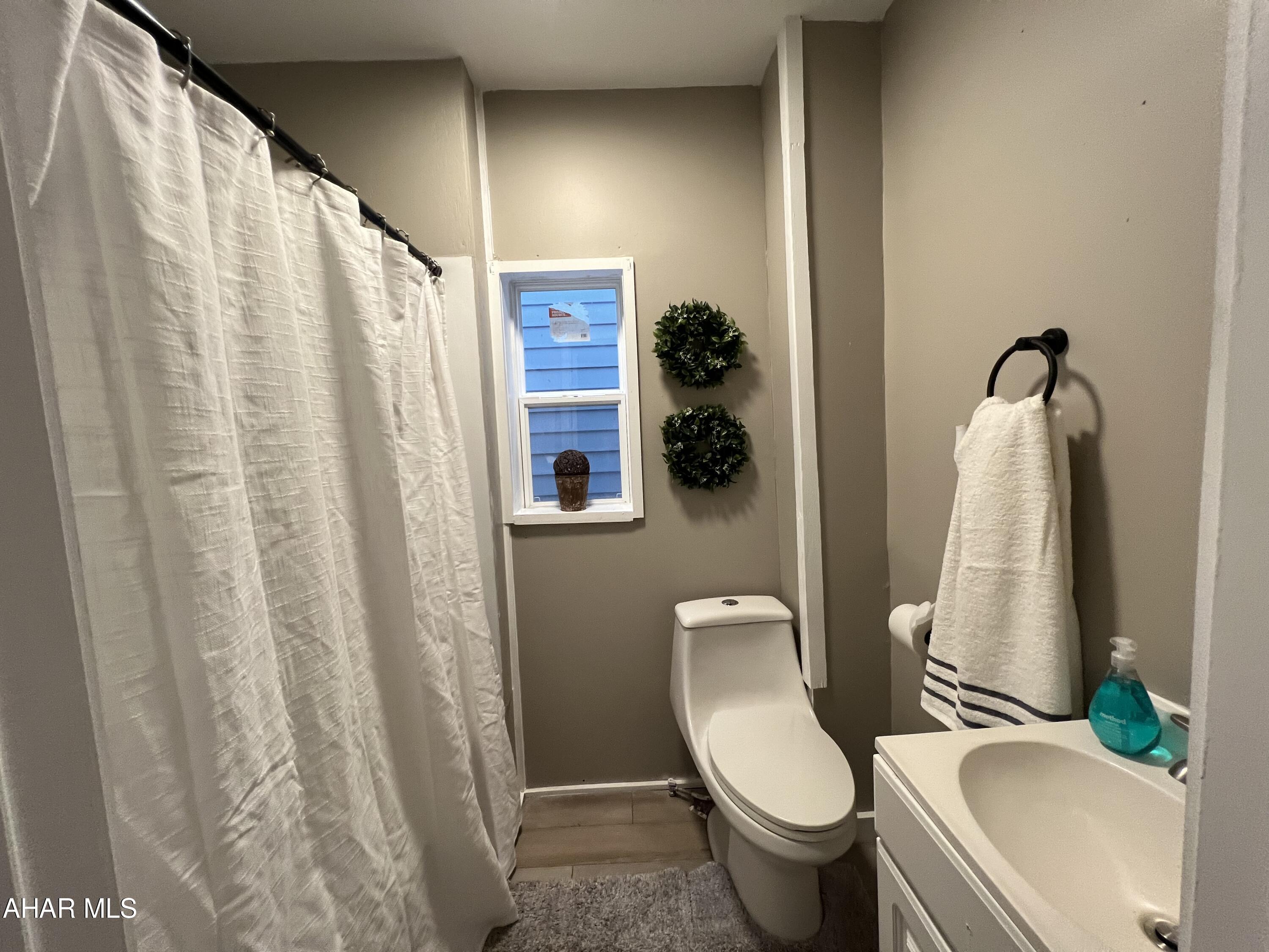 Juniata - Residential