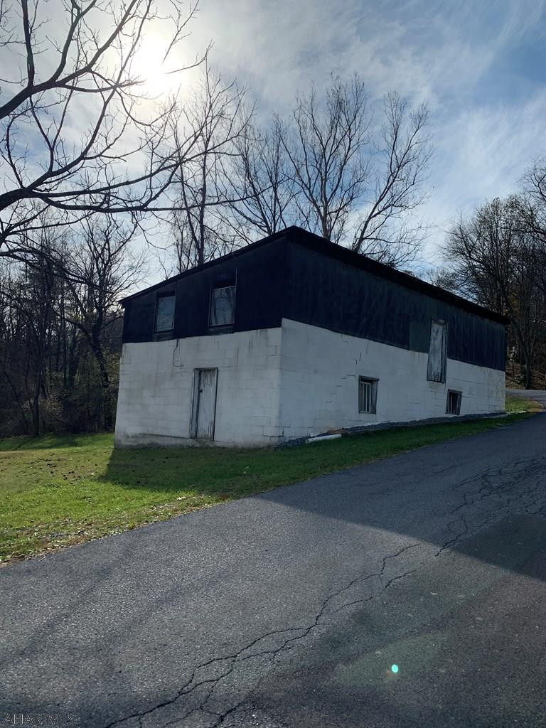 Unknown - Residential