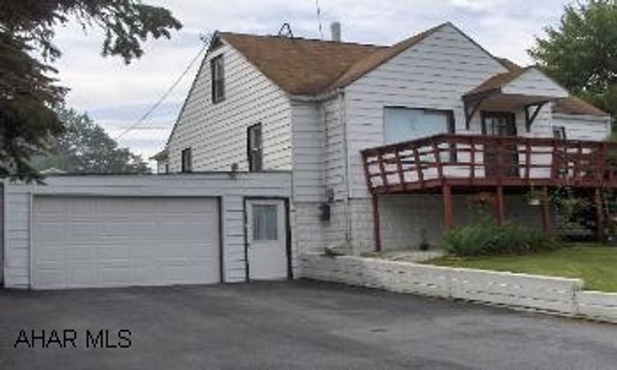 2 BR Cape Cod on 75 x 150 lot. Gas forced air heat w/ central air. 1 car attached garage. Mobile home also included in the sale. MLS# 17387 2 BR Cape Cod on 75 x 150 lot. Gas forced air heat w/ central air. 1 cat attached garage. Mobile home also 2 BR Cape Cod on 75 x 150 lot. Gas forced air heat w/ central air. 1 car attached garage. Mobile home also included in the sale. MLS# 17387
