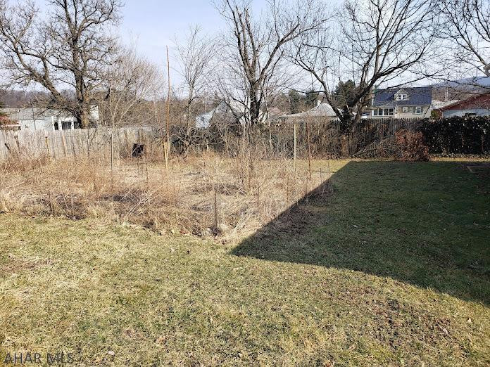 Maple Hollow - Residential