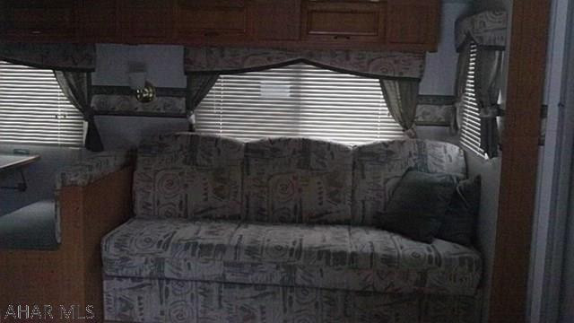 Glendale Yearound - Residential