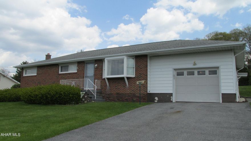 Immaculate Ranch in Sunbrook with extra lot. Lovingly cared for in great neighborhood. LR, DR, Sunroom, Kitchen, 3BR, 1.5BA, Family Room, Workshop, Laundry, Oversized 1 car garage, updated carpet, breaker panel, hot water tank (22), windows, GHW heat with central air. Hollidaysburg schools, convenient location. Don't wait!