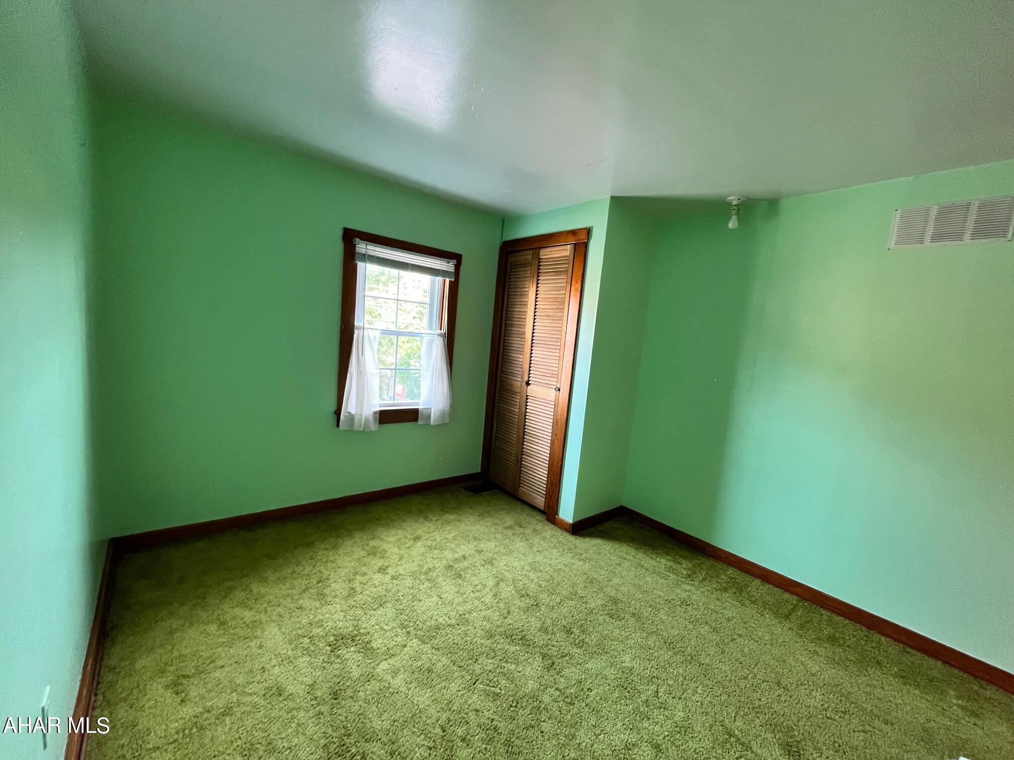 Foot of Ten - Residential