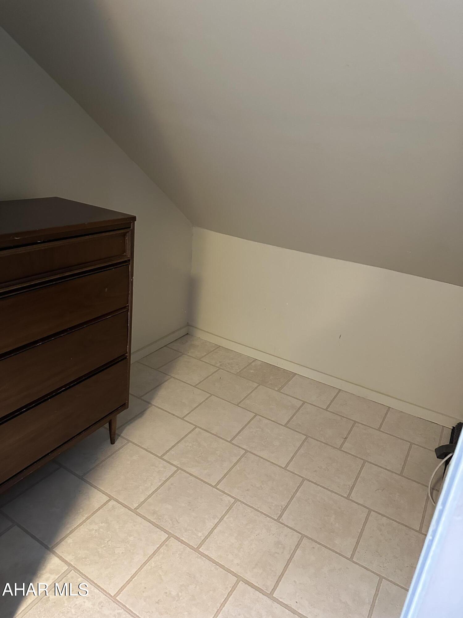 Juniata - Residential