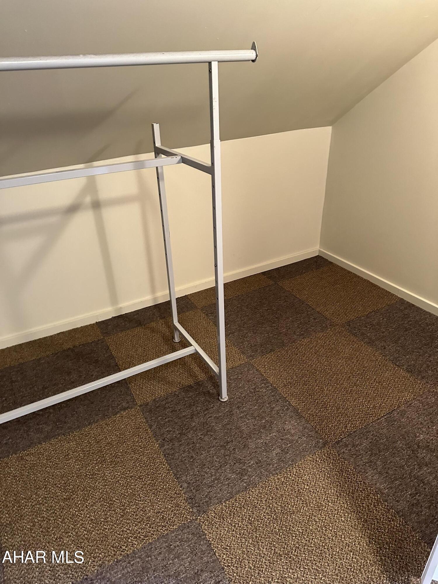 Juniata - Residential