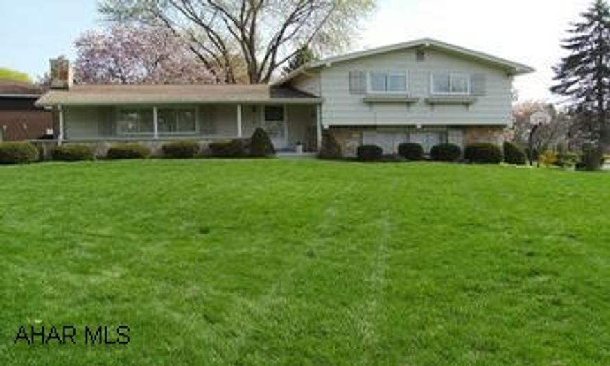 MULTI-LEVEL LOCATED ON BEAUTIFUL CORNER LOT.  HOLLIDAYSBURG SCHOOLS.  RECENT APPRAISAL USED TO DETERMINE ASKING PRICE.