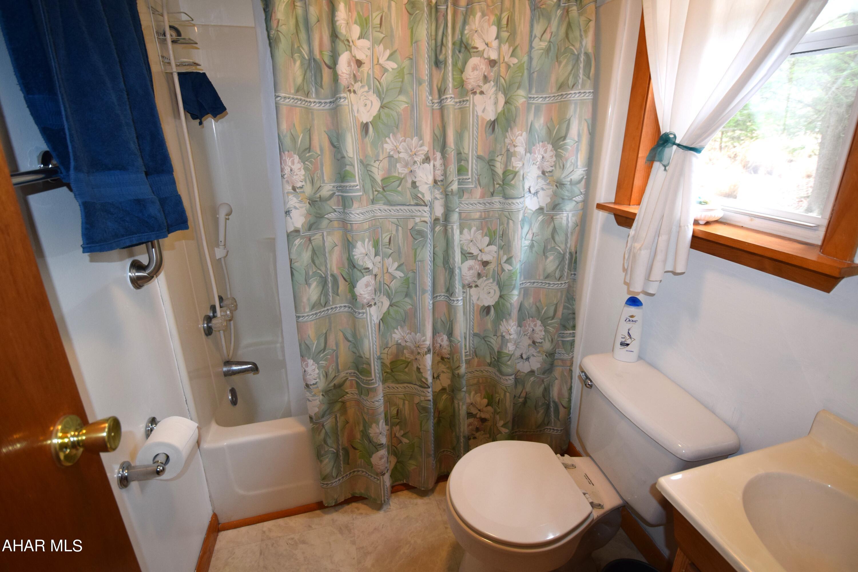 Glendale Yearound - Residential