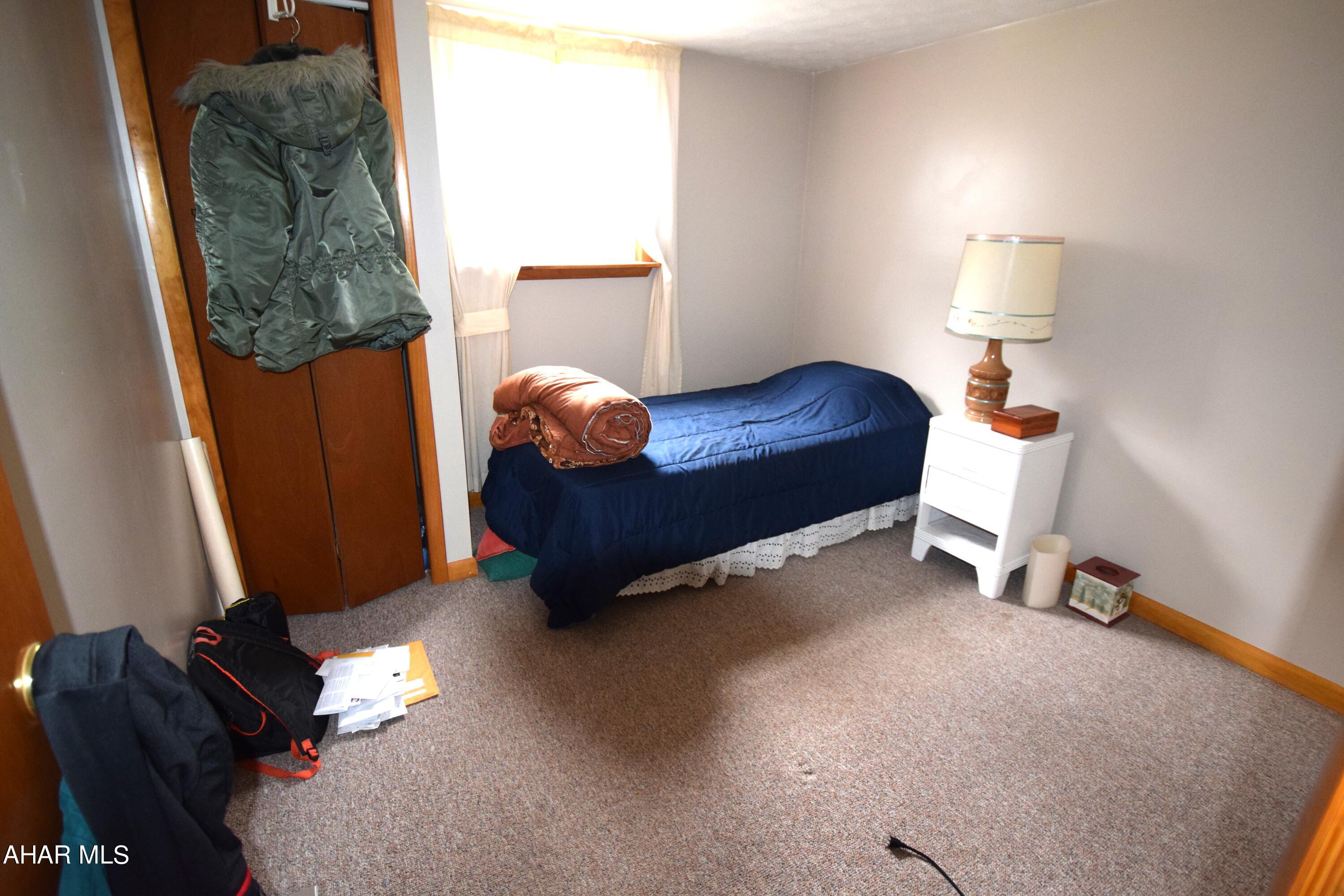 Glendale Yearound - Residential