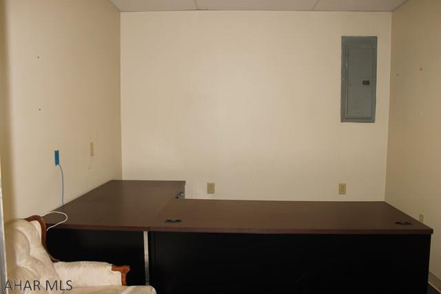 Unknown - Commercial Sale