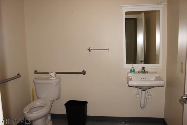 Unknown - Commercial Sale