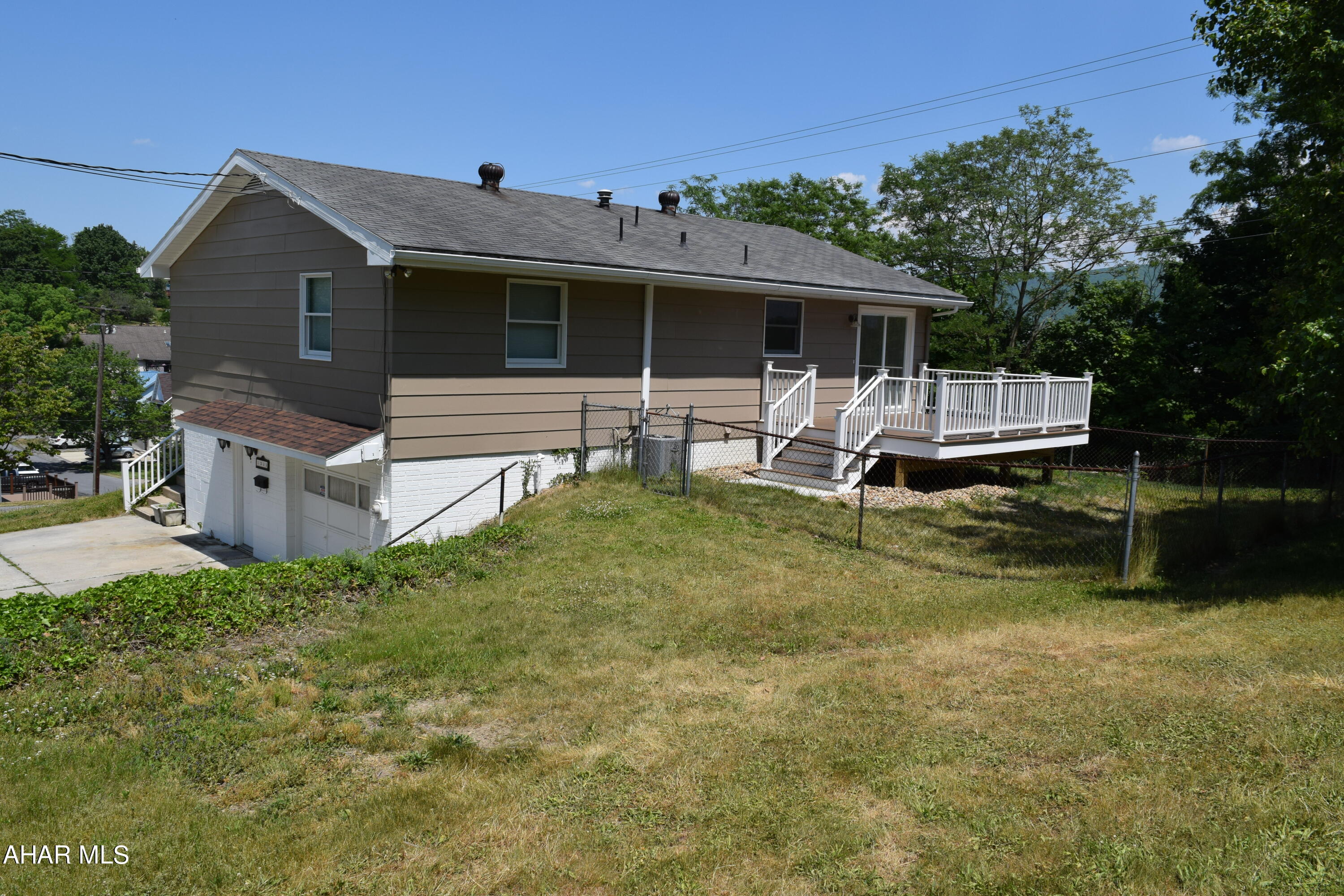 Juniata - Residential