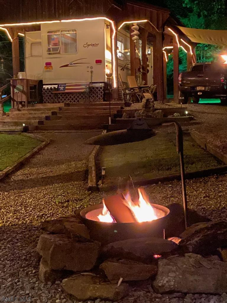 Glendale Yearound - Residential