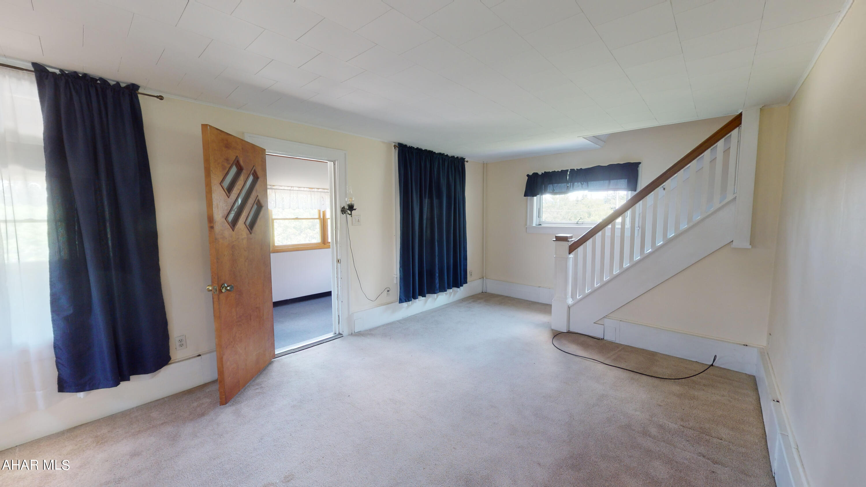 Juniata Gap - Residential