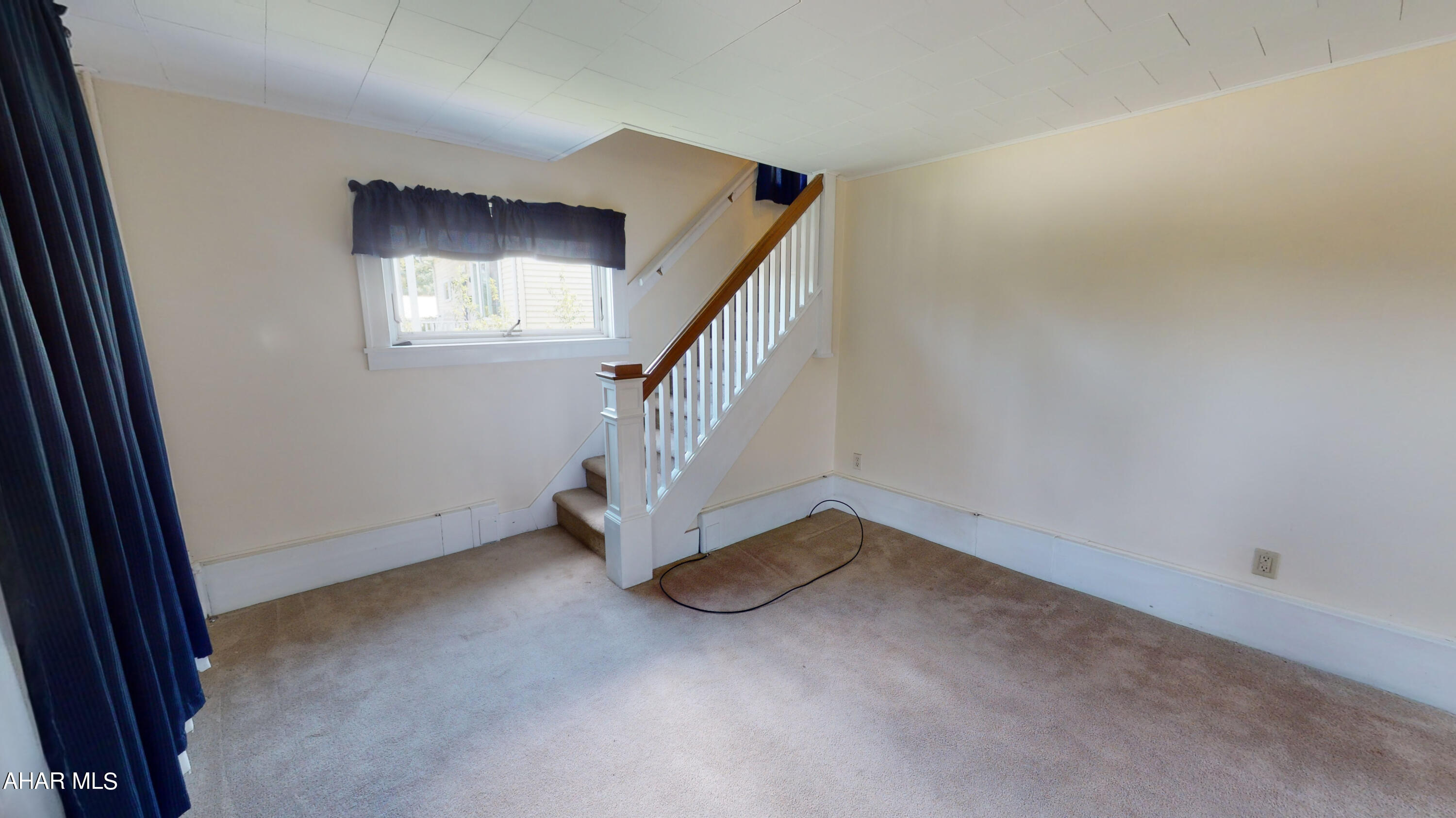 Juniata Gap - Residential