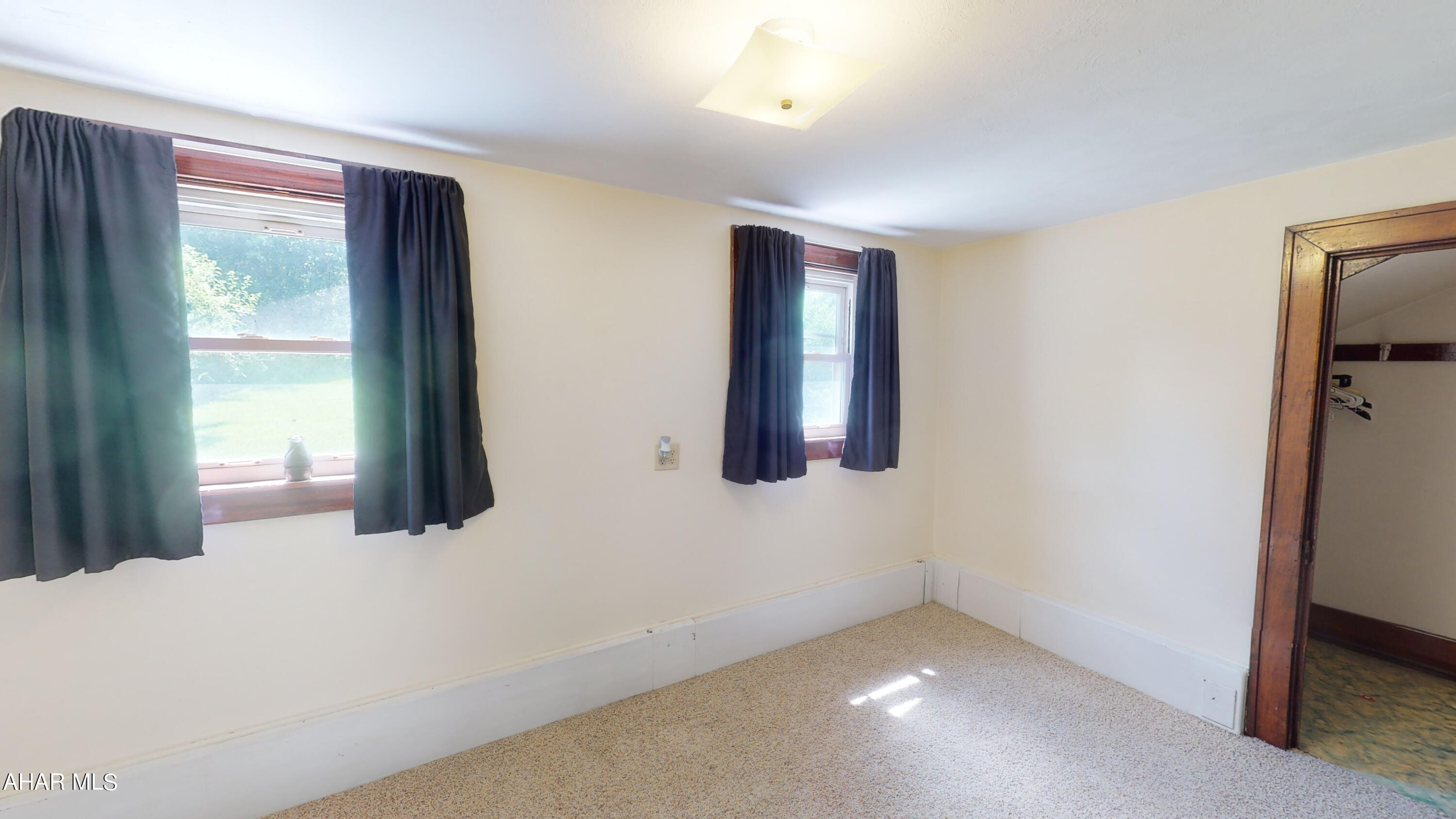 Juniata Gap - Residential