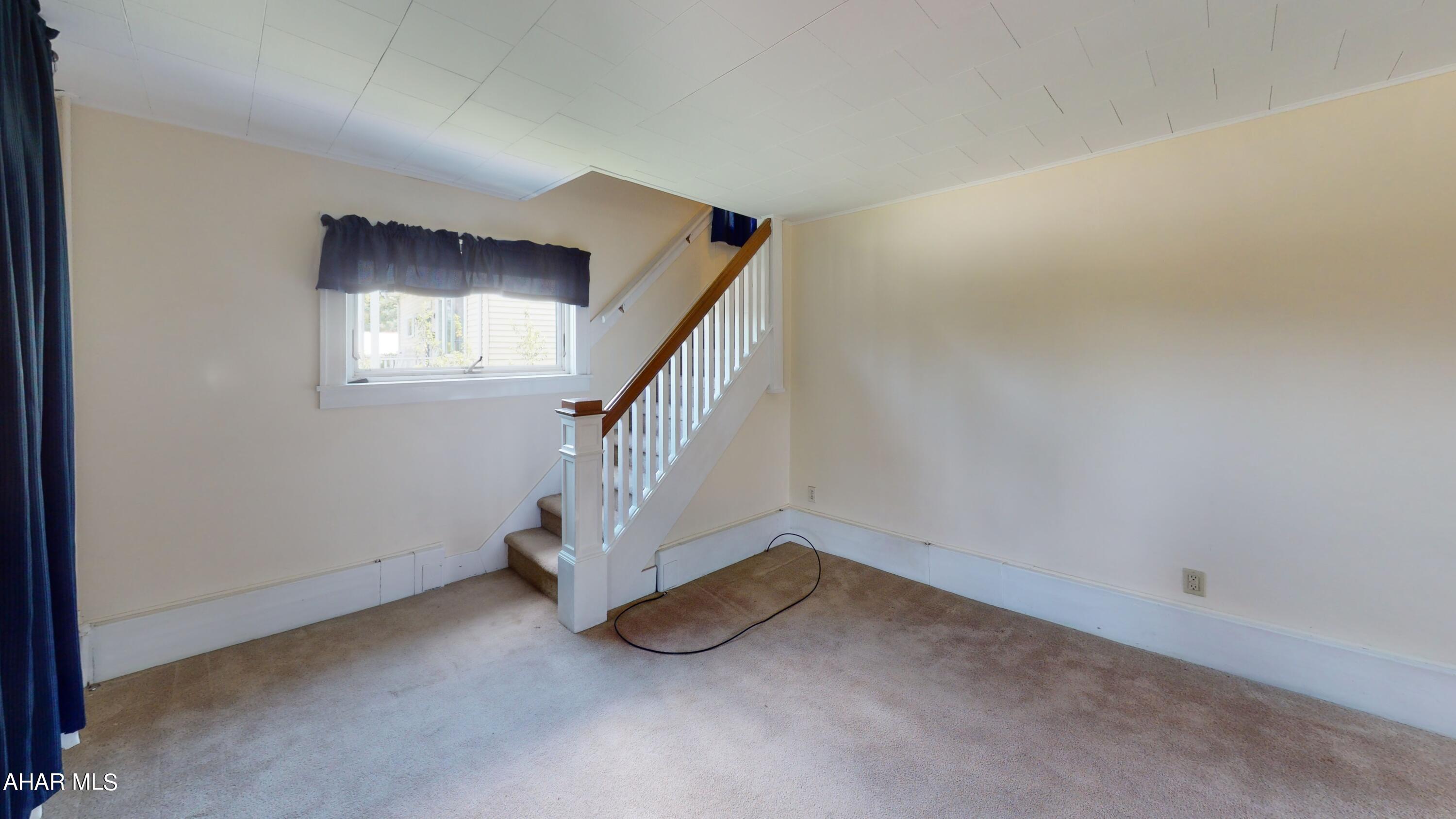 Juniata Gap - Residential